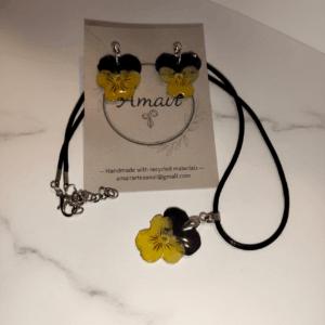 Conjunto de flores naturales en resina