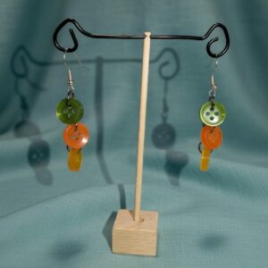 Pendientes de botón de resina