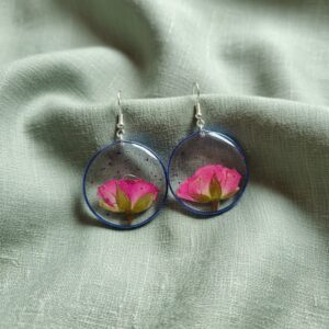 Pendientes de flor natural en resina